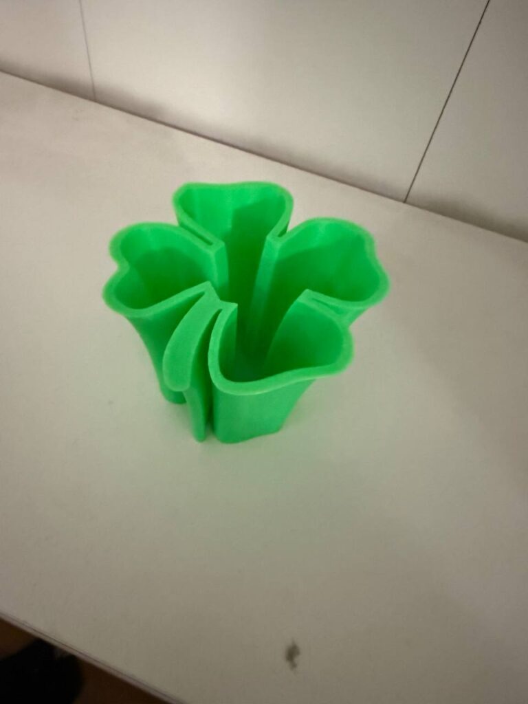 Portapenne Decorativo a forma Quadrifoglio